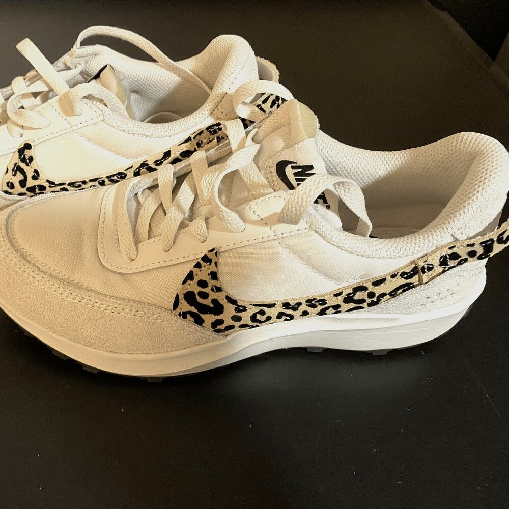 Nike Waffle Debut, Women's size 6, white and leopard color
